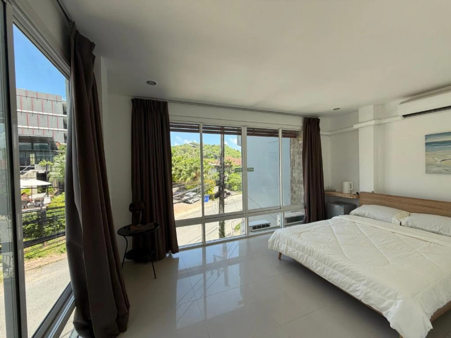Room 1